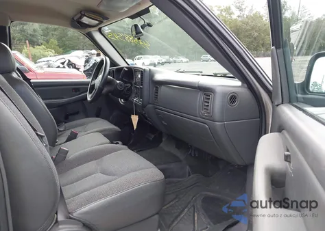 2004 Chevrolet Silverado 1500 Work Truck z USA, uszkodzony, nr VIN 1GCEC19X74Z346941